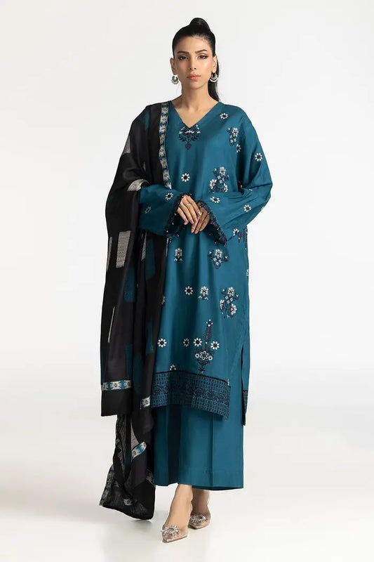 Women Embroidered Suit